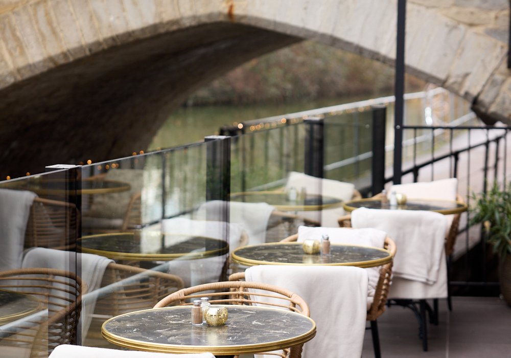 Slider gallery image